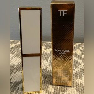 Tom Ford Ile D'Amour Lipstick #31. .11oz
